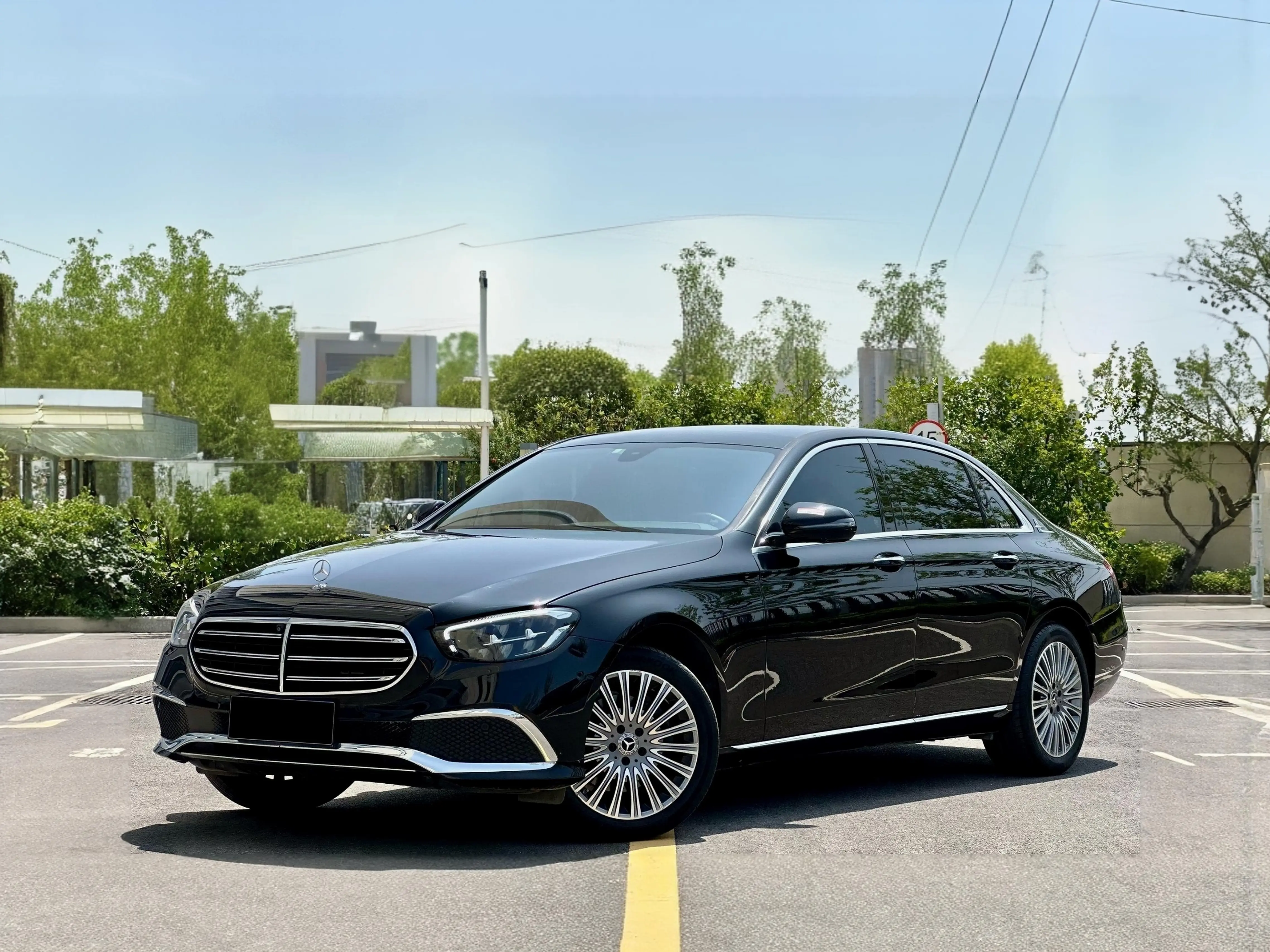 Mercedes-Benz E-Class  из Китая