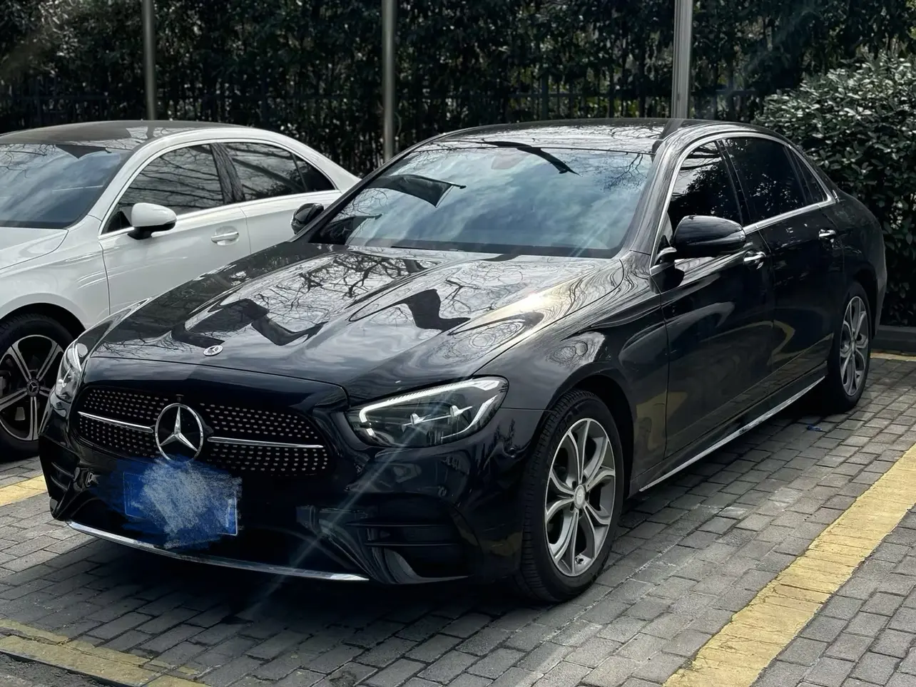 Mercedes-Benz E-Class  из Китая