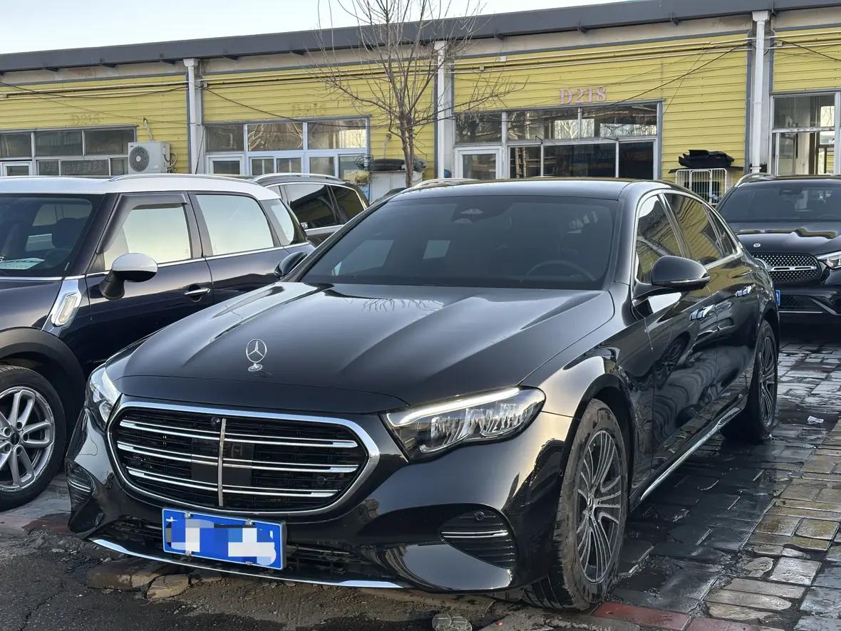 Mercedes-Benz E-Class  из Китая