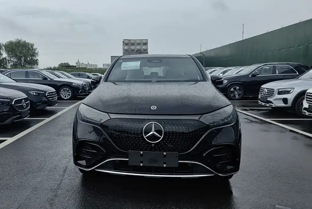 Mercedes-Benz EQE SUV  из Китая