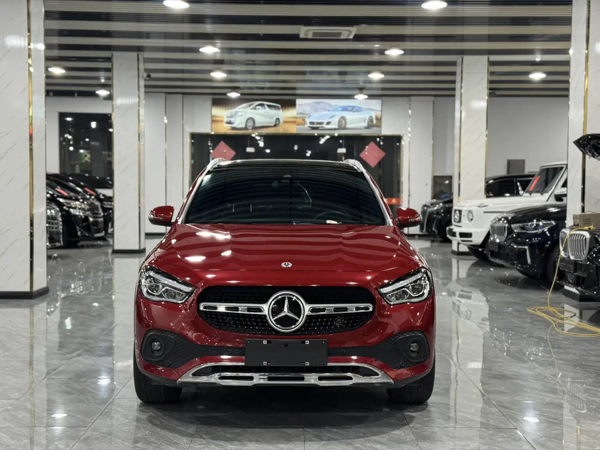 Mercedes-Benz GLA  из Китая