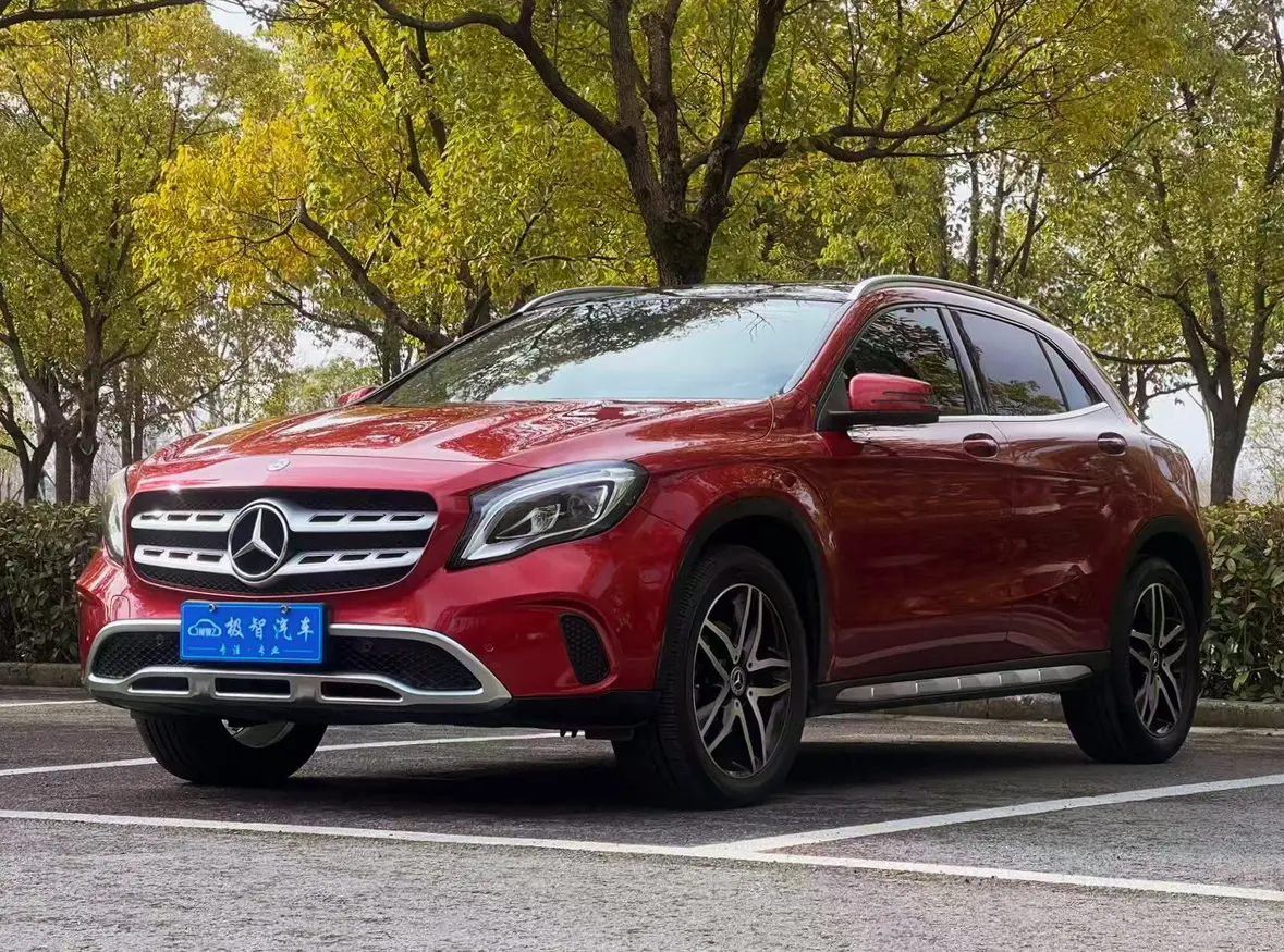 Mercedes-Benz GLA  из Китая