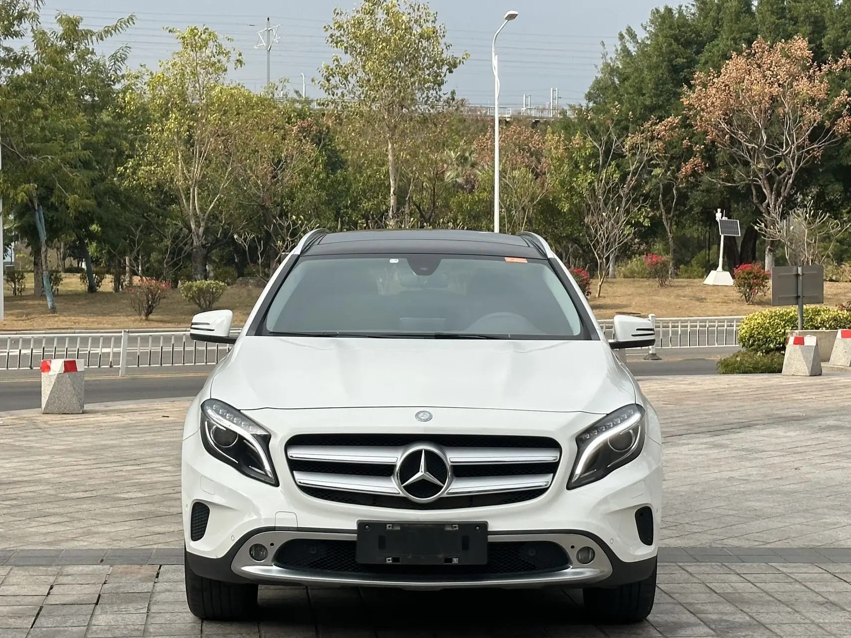 Mercedes-Benz GLA  из Китая