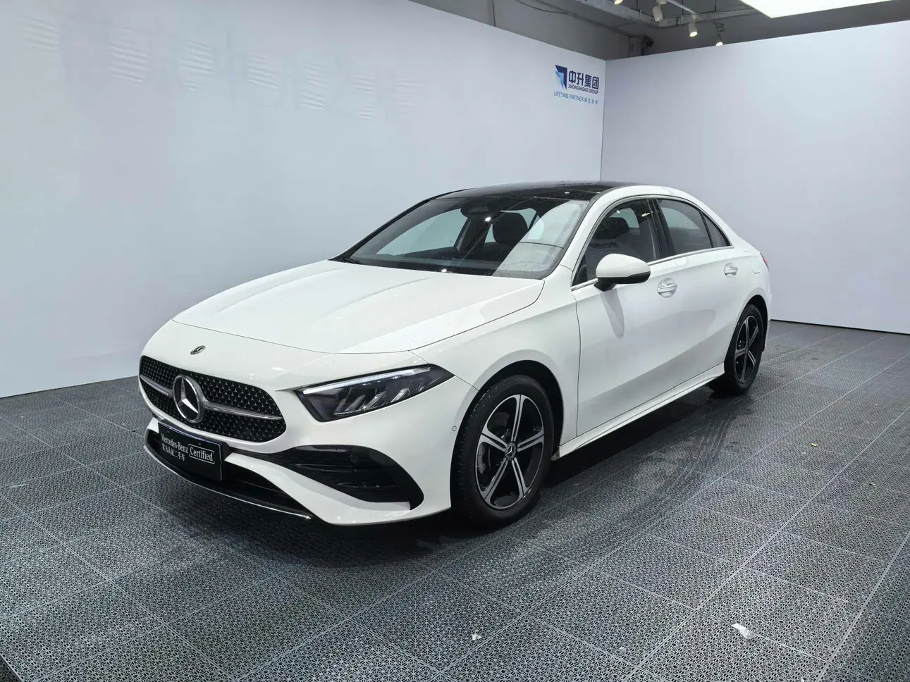 Mercedes-Benz Mercedes Benz A Class  из Китая