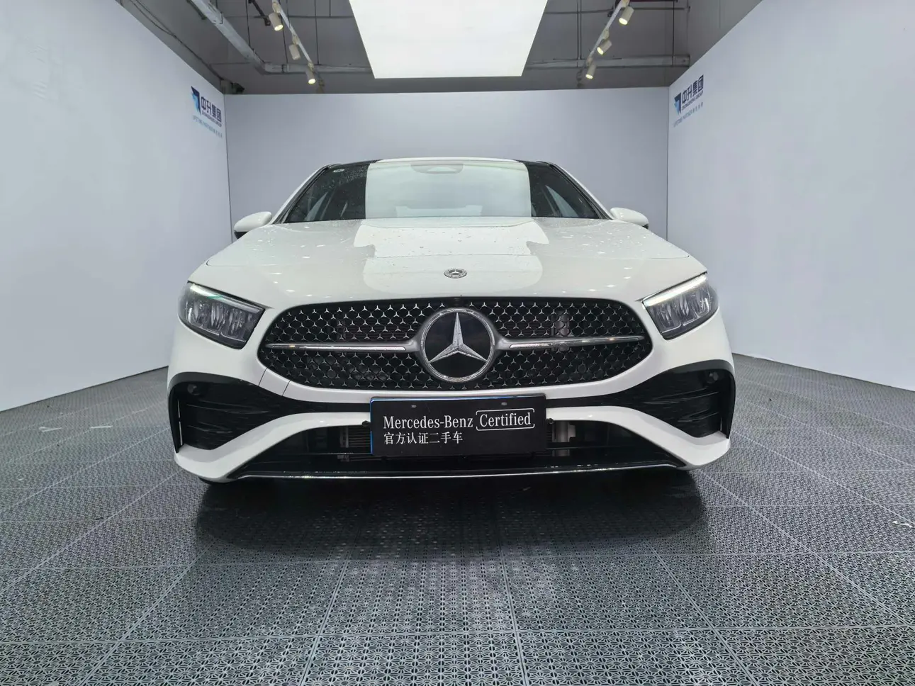 Mercedes-Benz Mercedes Benz A Class  из Китая