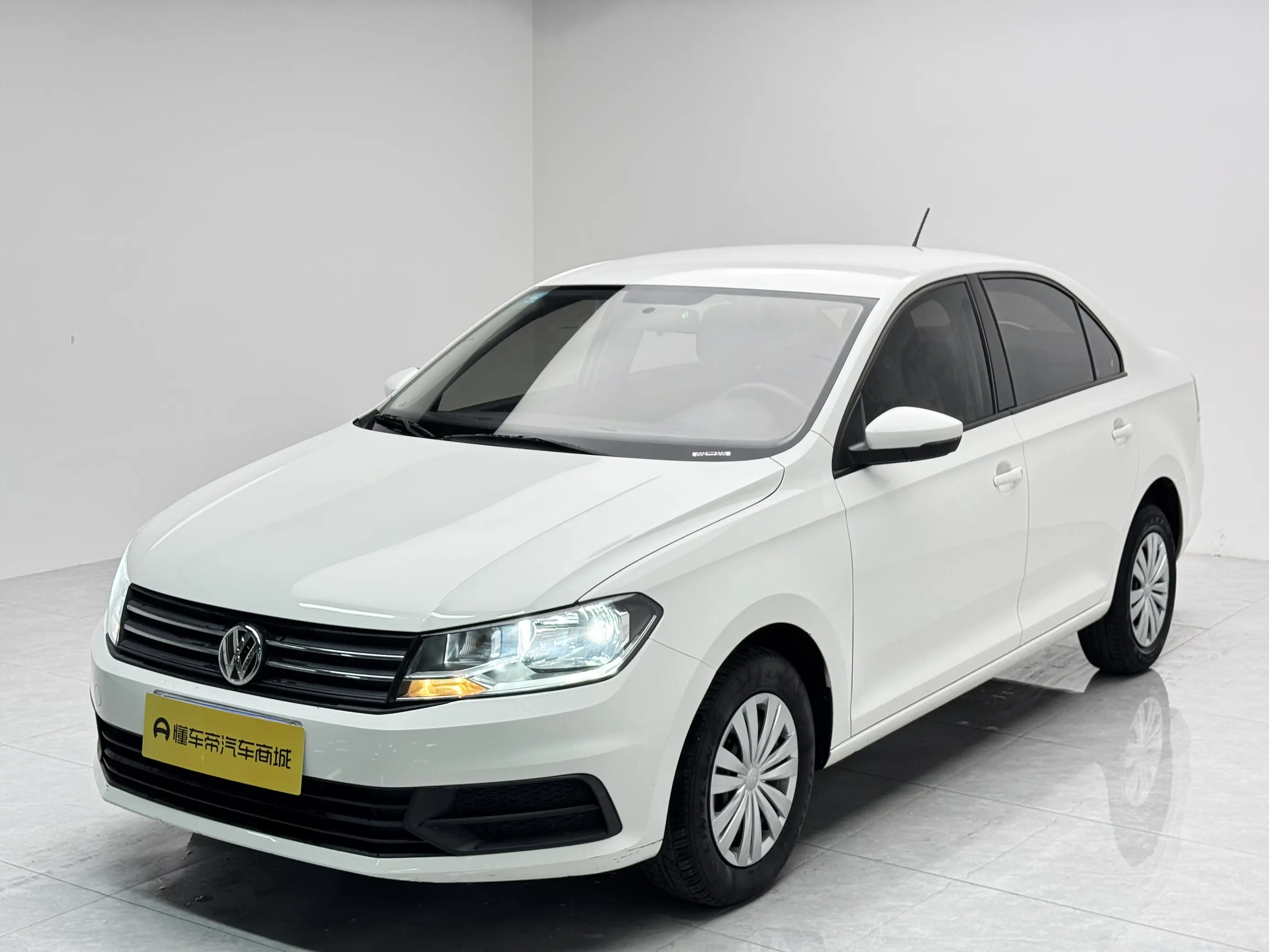 Volkswagen Santana  из Китая