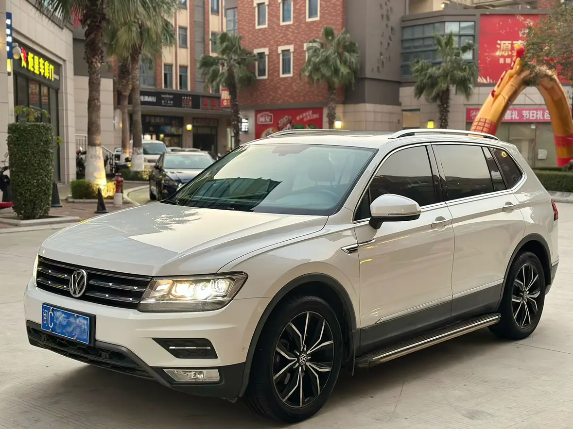 Volkswagen Tiguan L  из Китая