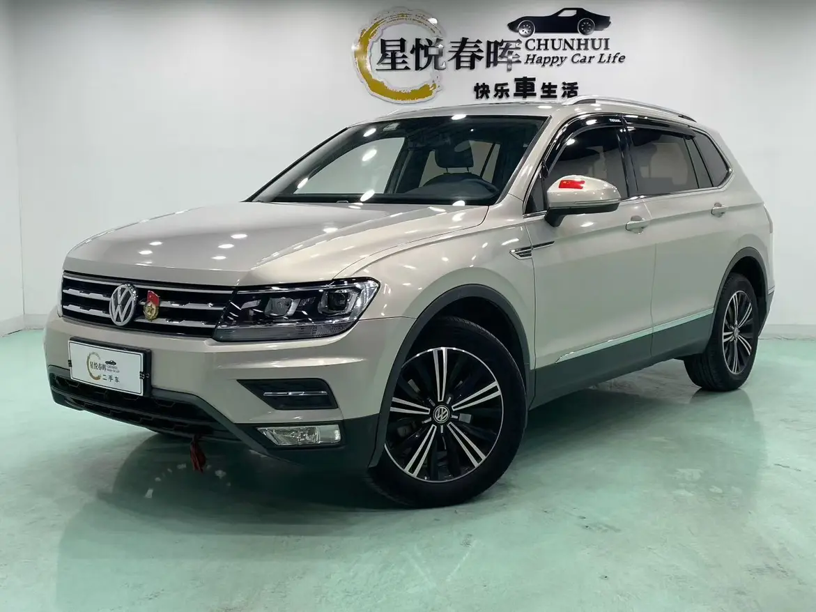 Volkswagen Tiguan L  из Китая