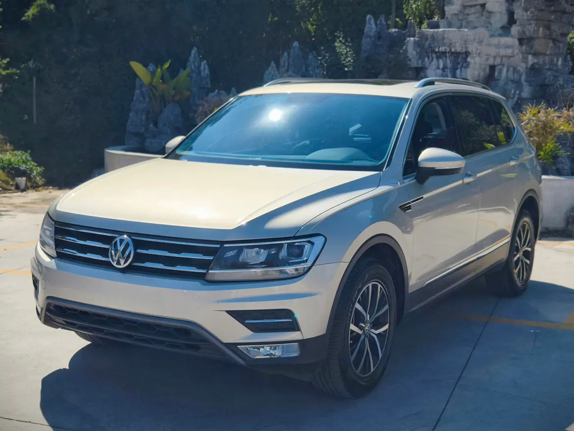 Volkswagen Tiguan L  из Китая