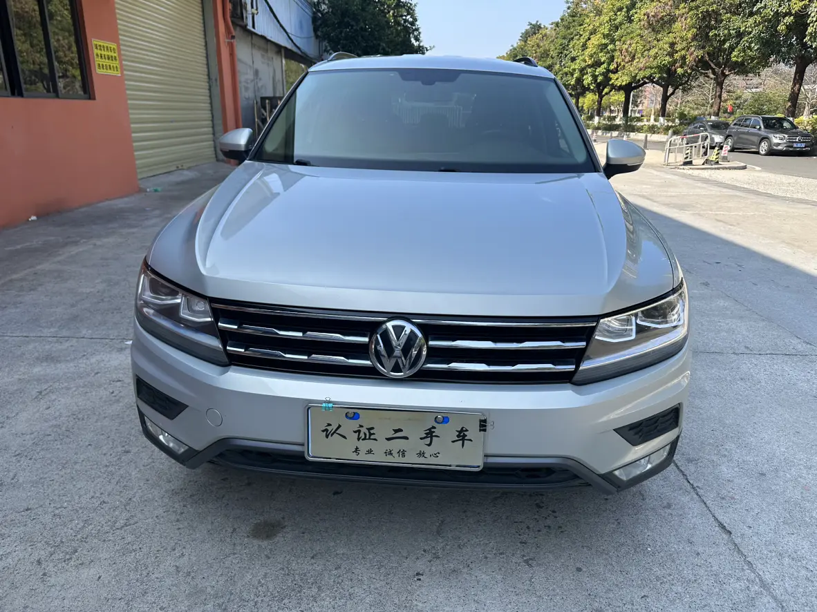 Volkswagen Tiguan L  из Китая