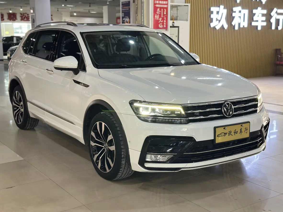 Volkswagen Tiguan L  из Китая