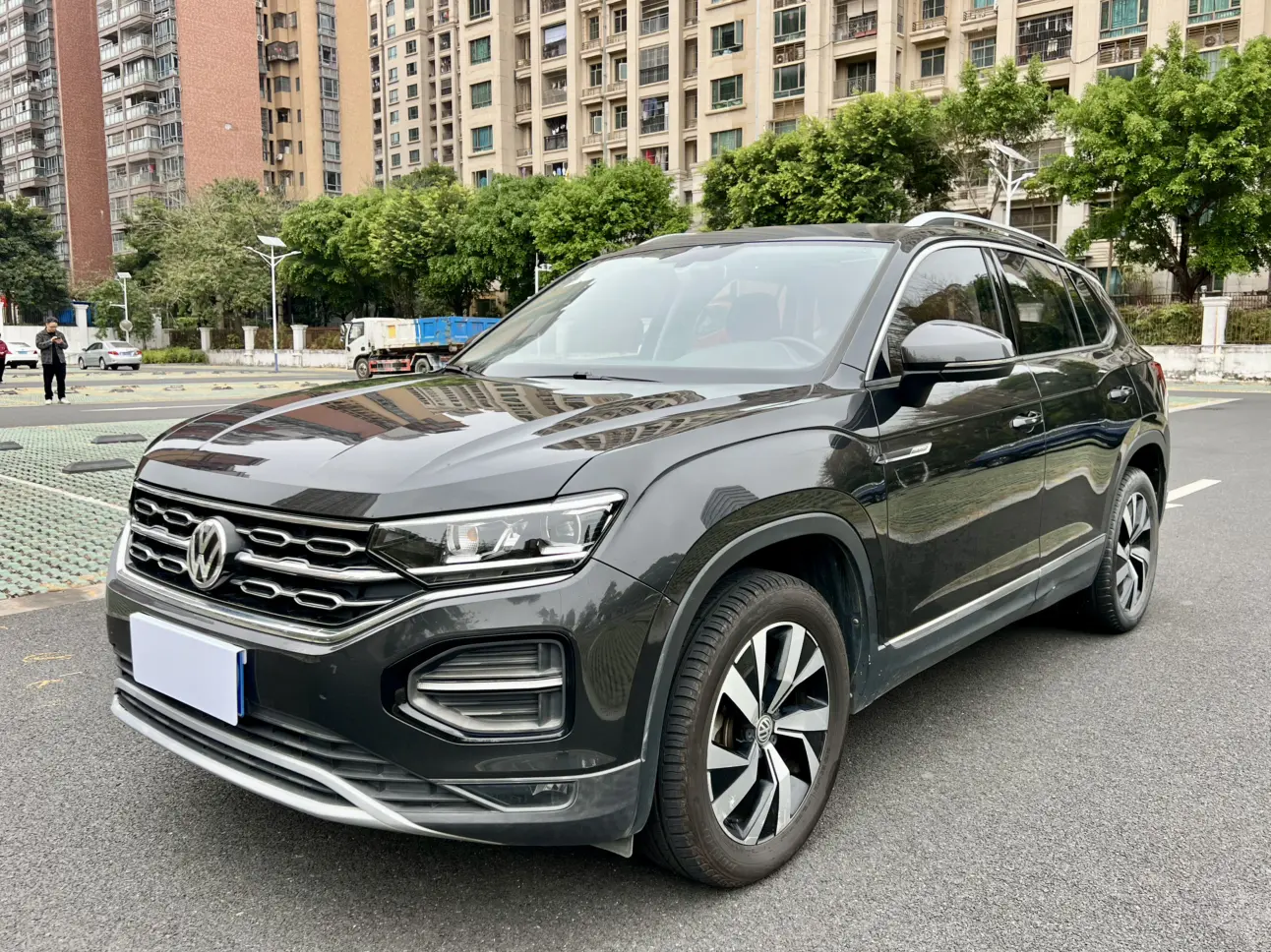 Volkswagen Tayron  из Китая