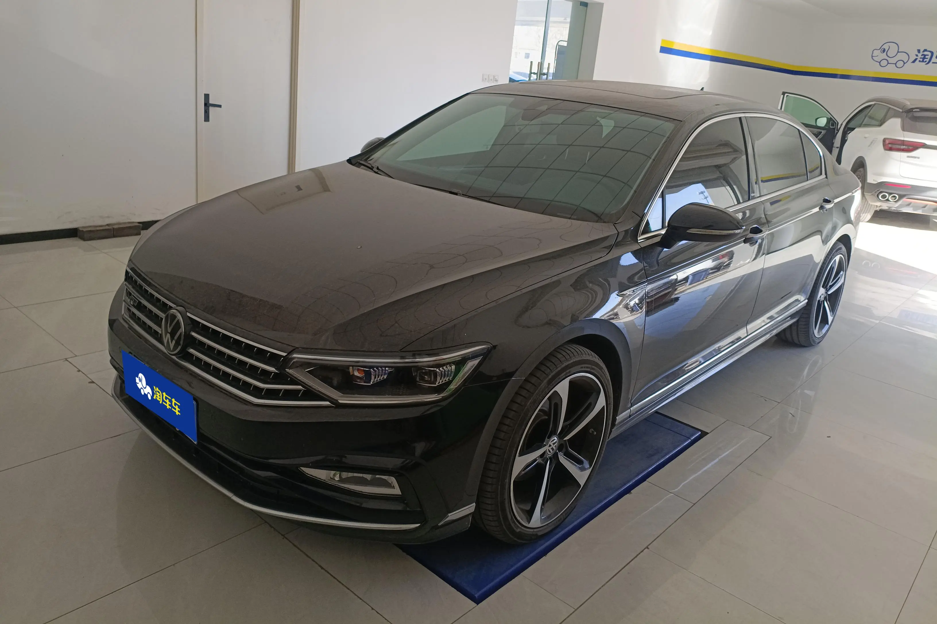 Volkswagen Magotan  из Китая