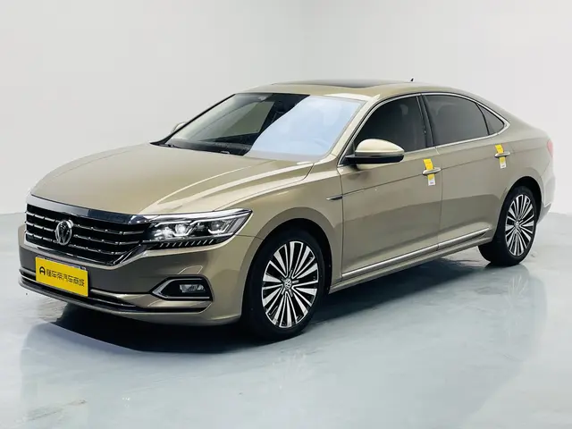 Volkswagen Passat  из Китая