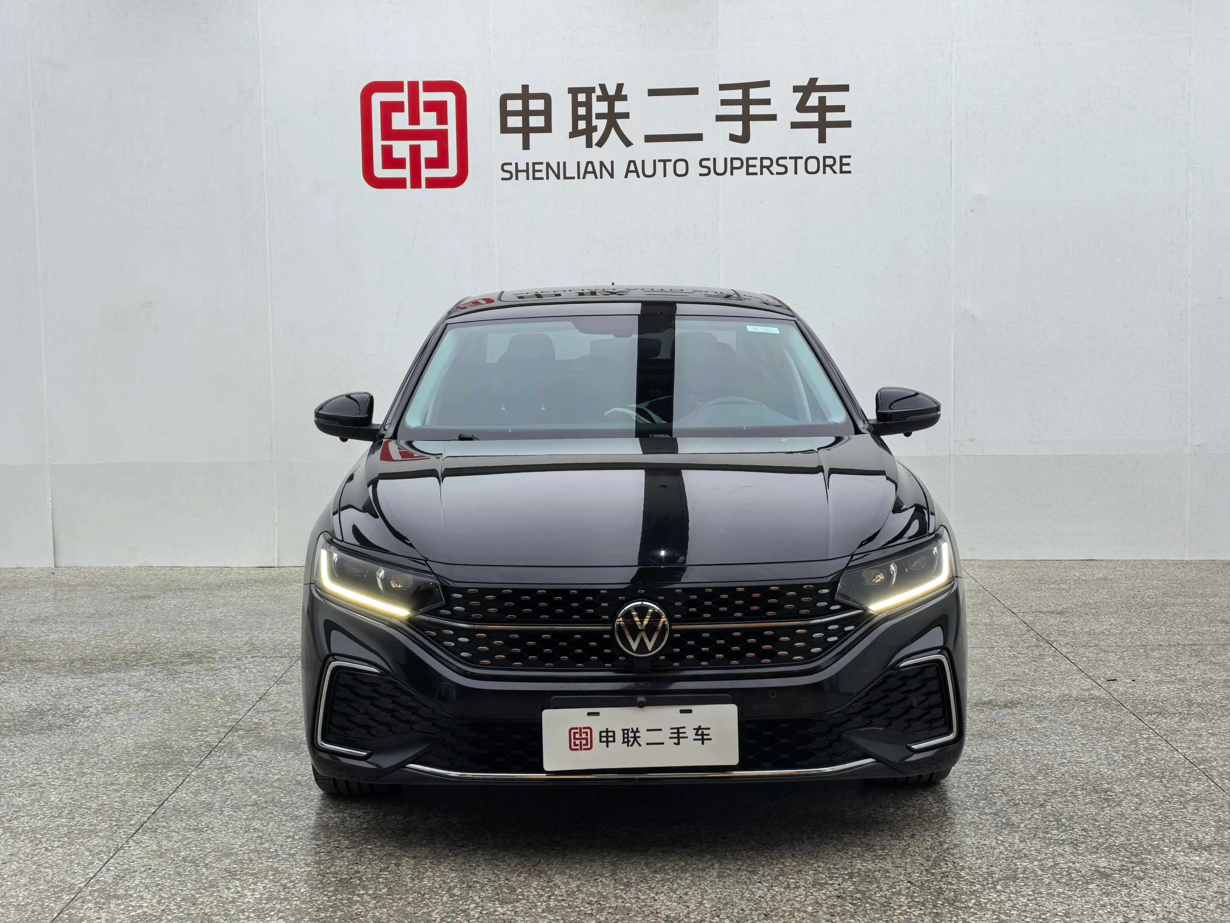 Volkswagen Passat  из Китая