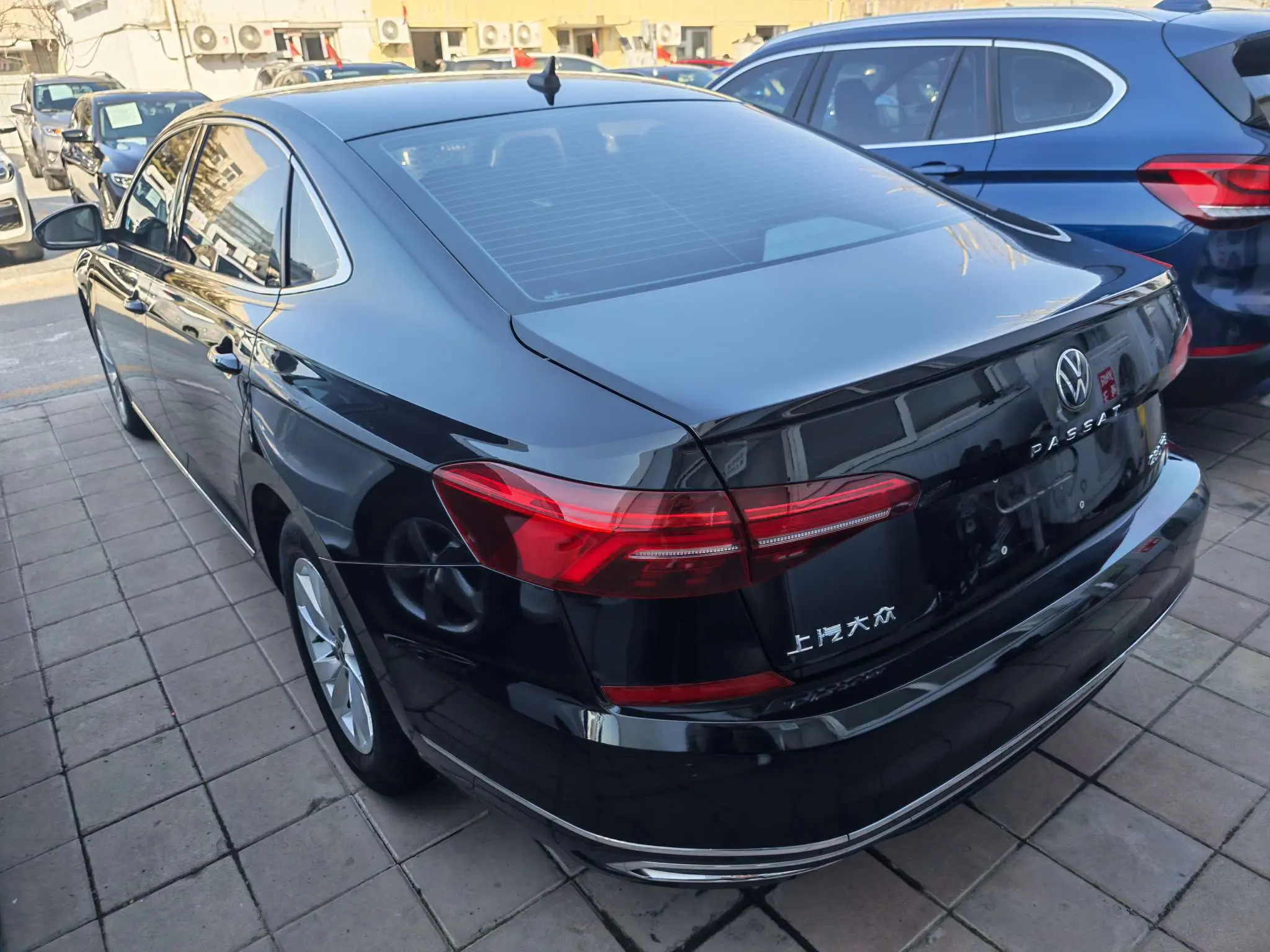 Volkswagen Passat  из Китая