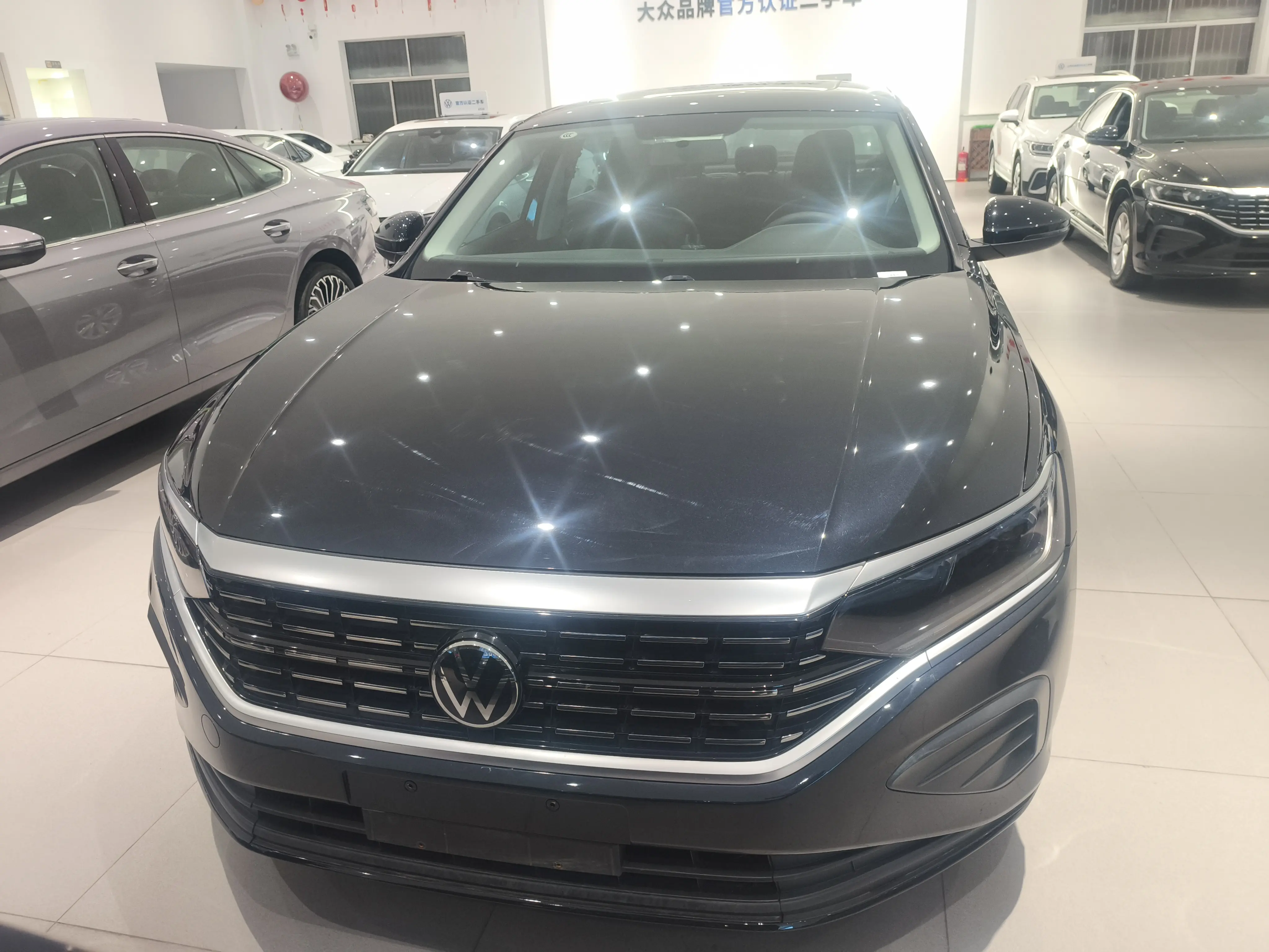 Volkswagen Passat  из Китая