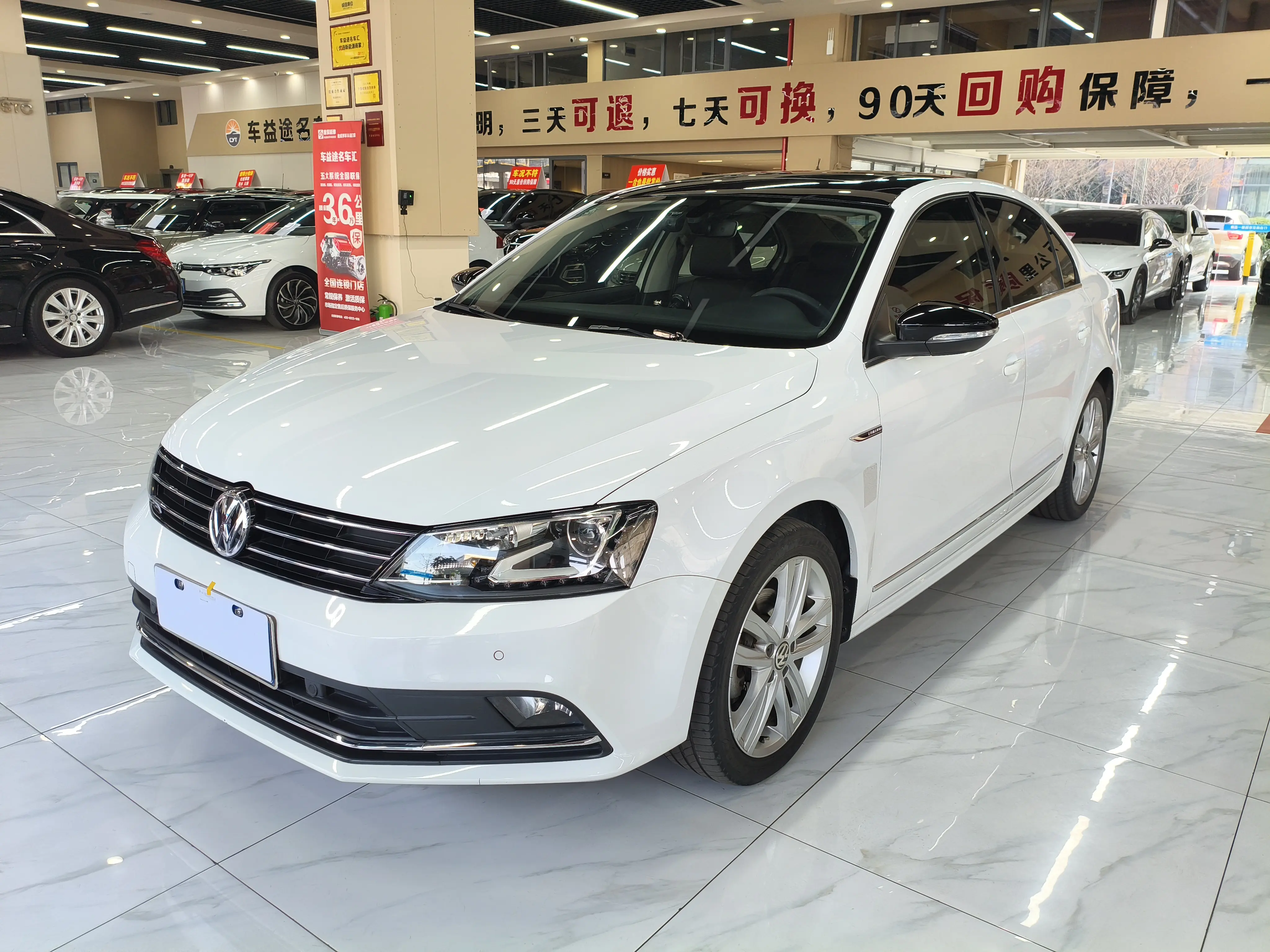 Volkswagen Sagitar  из Китая