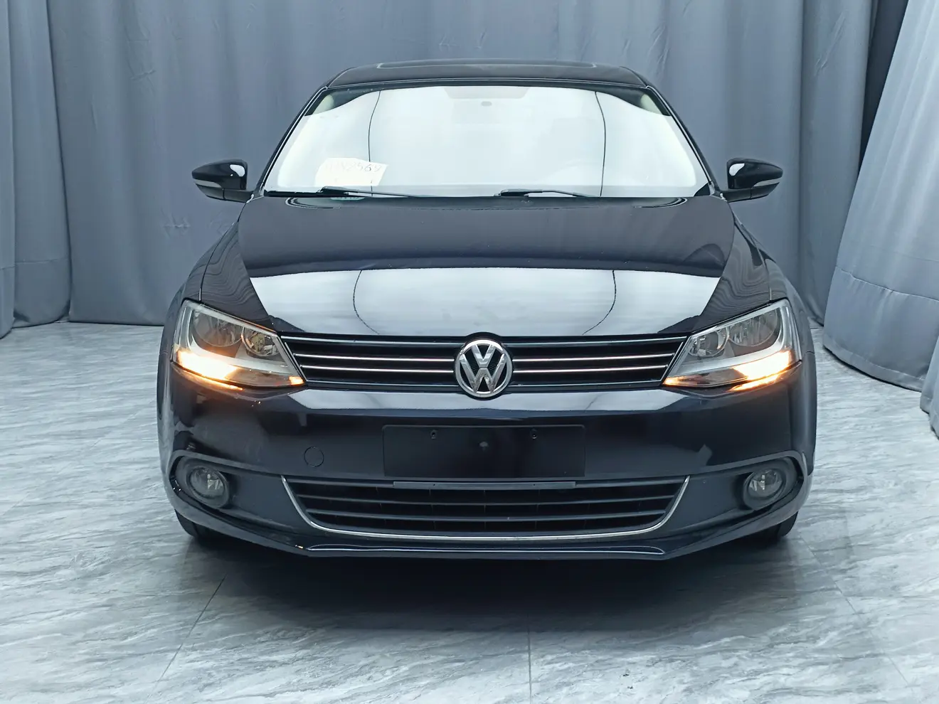 Volkswagen Sagitar  из Китая