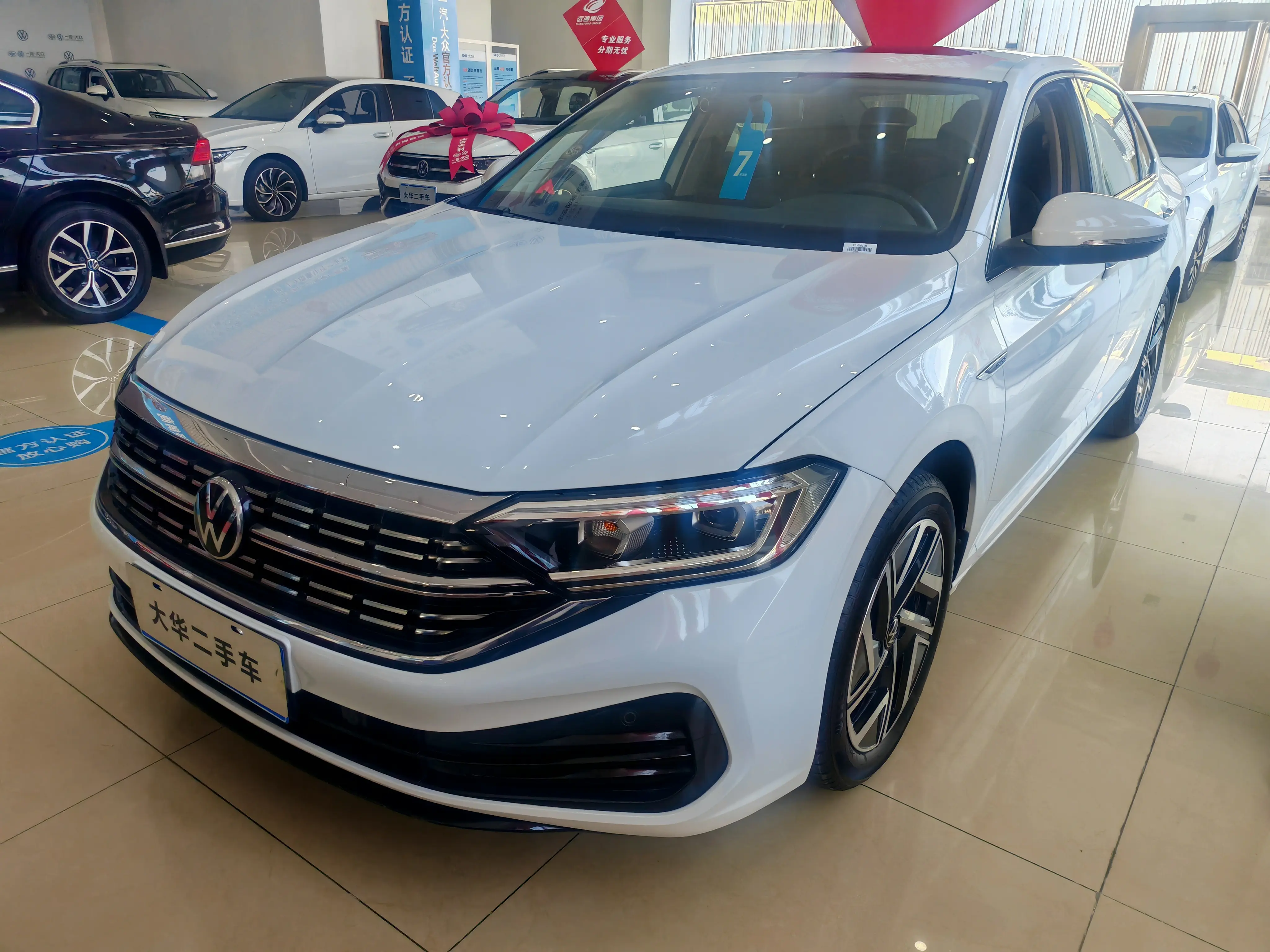 Volkswagen Sagitar  из Китая