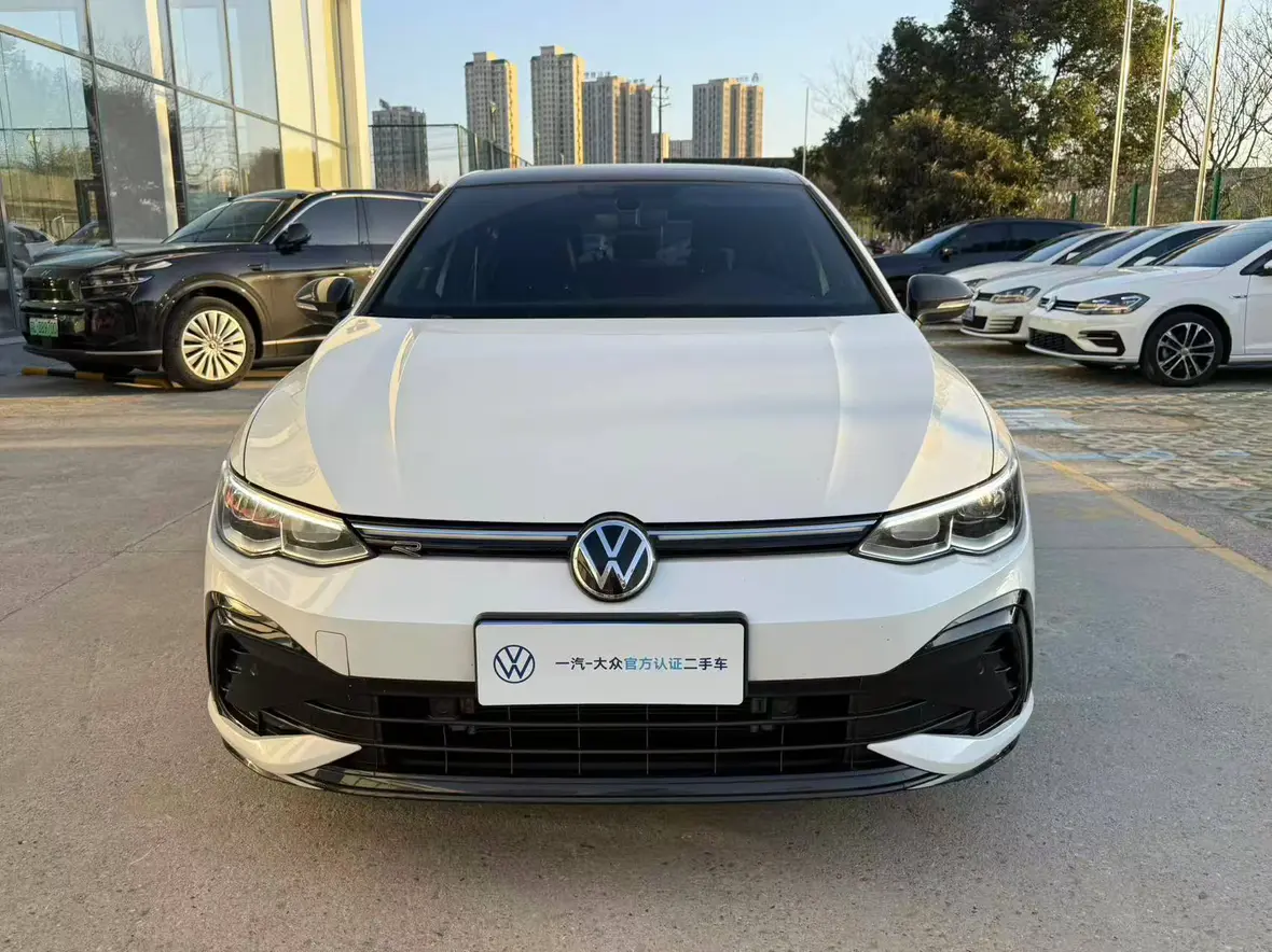 Volkswagen Golf  из Китая