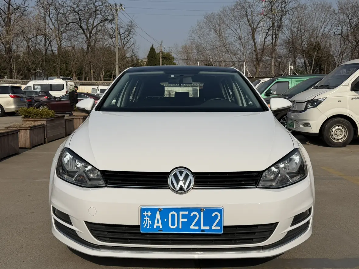 Volkswagen Golf  из Китая