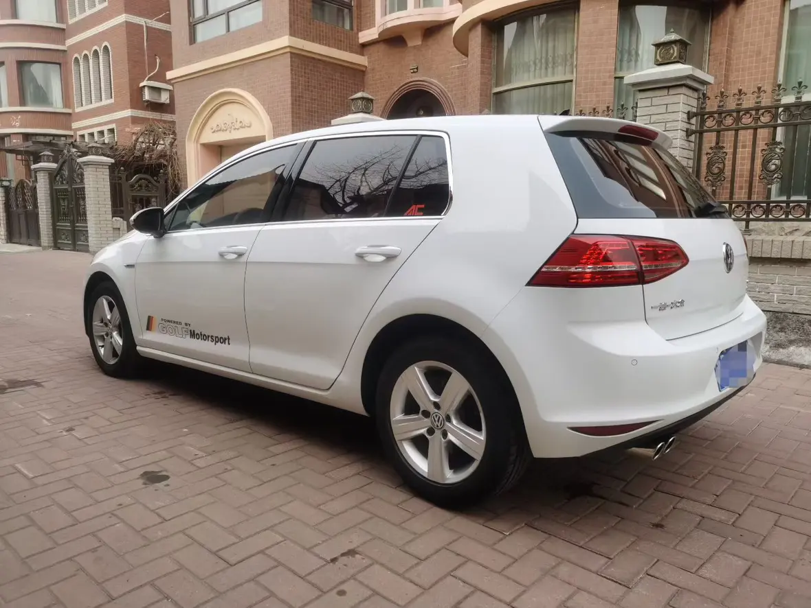 Volkswagen Golf  из Китая