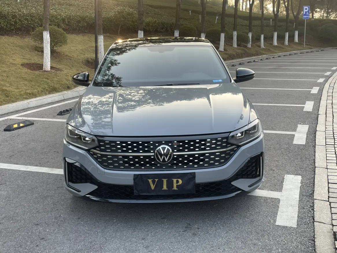 Volkswagen Lavida  из Китая