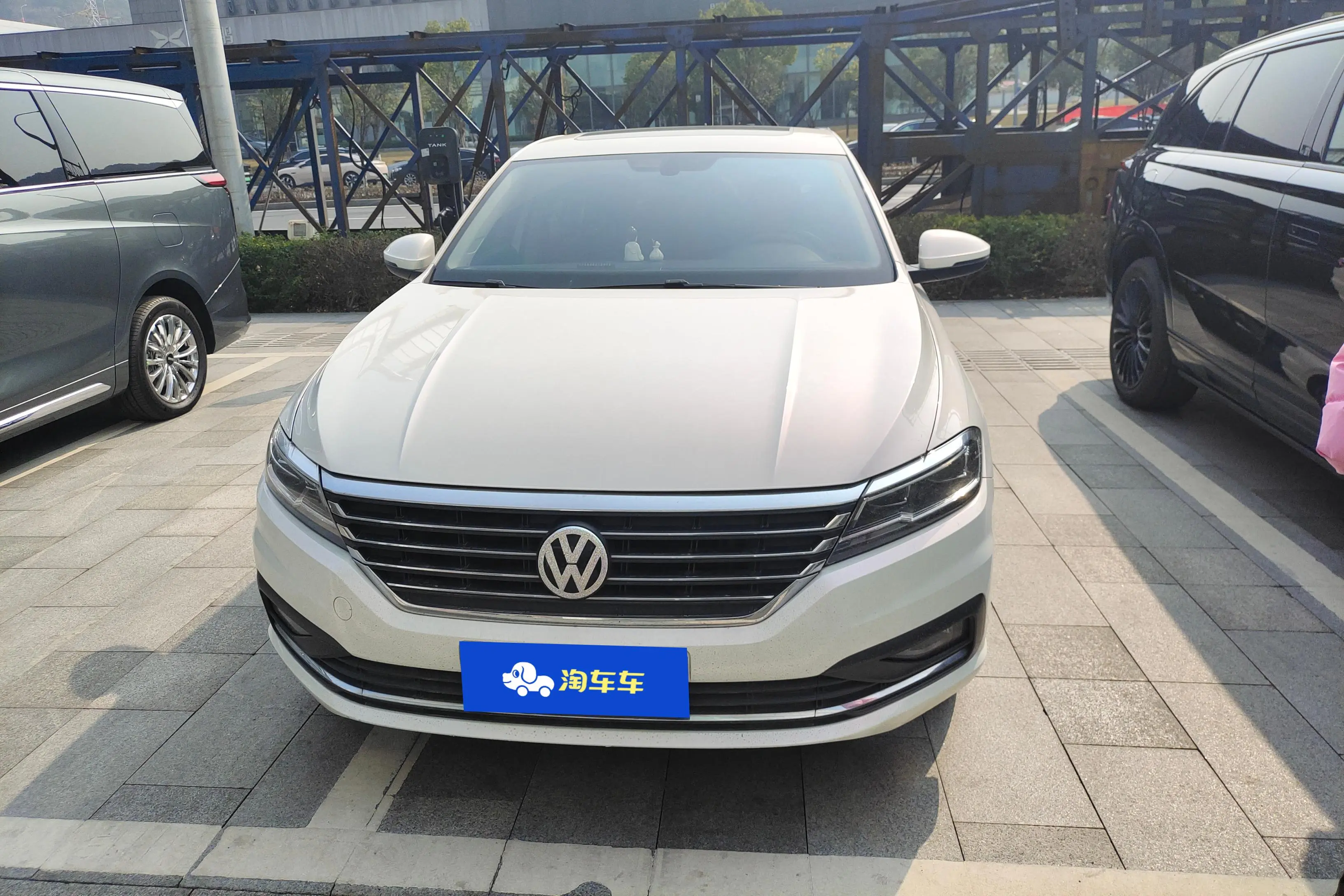 Volkswagen Lavida  из Китая