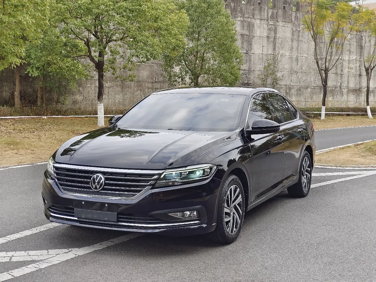 Volkswagen Lavida  из Китая