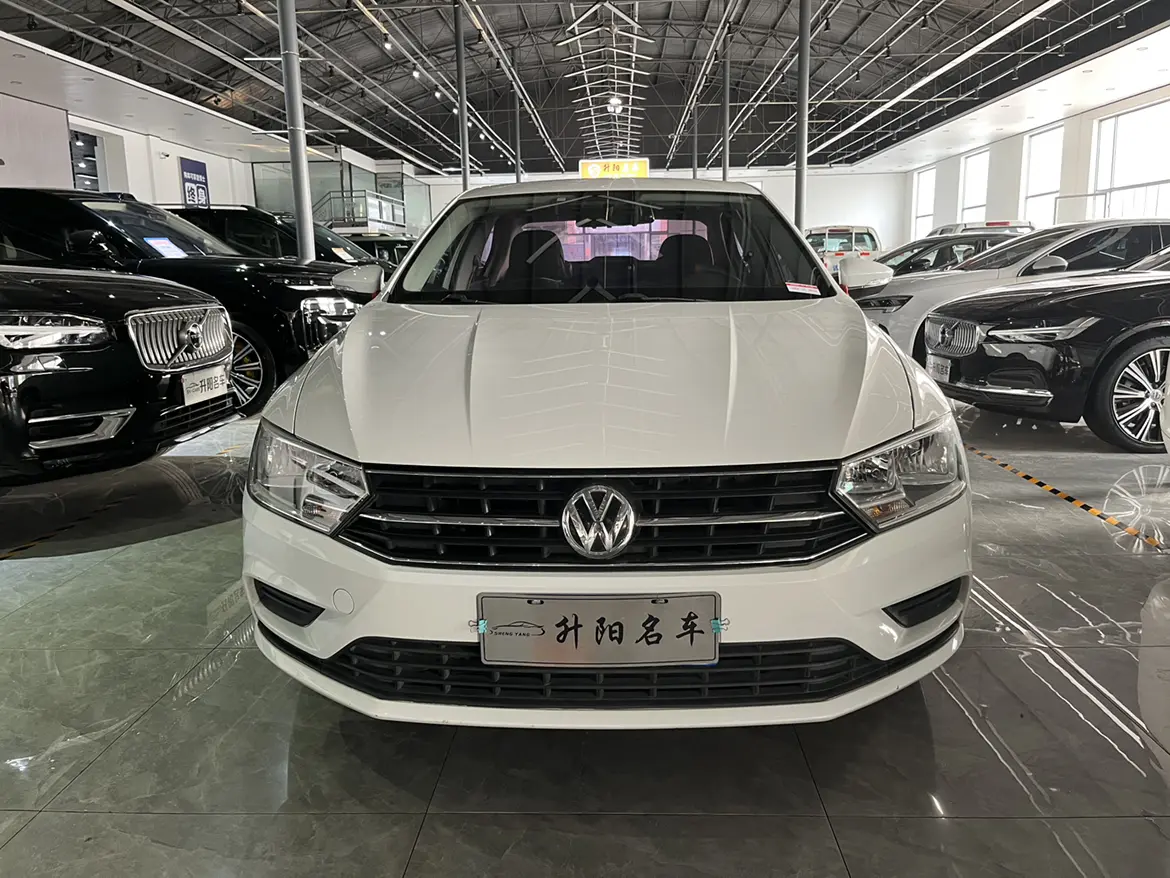 Volkswagen Bora  из Китая