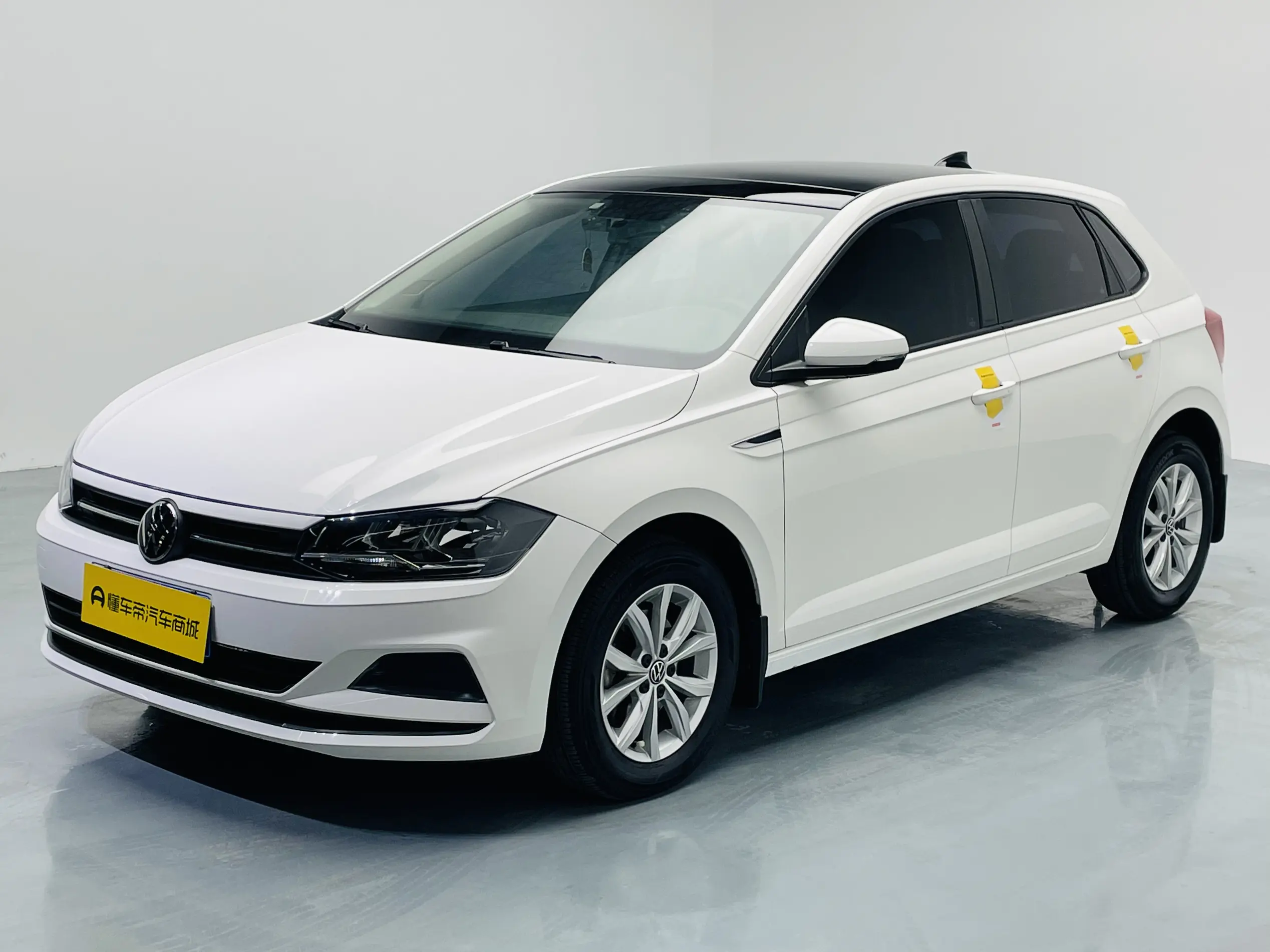 Volkswagen Polo  из Китая