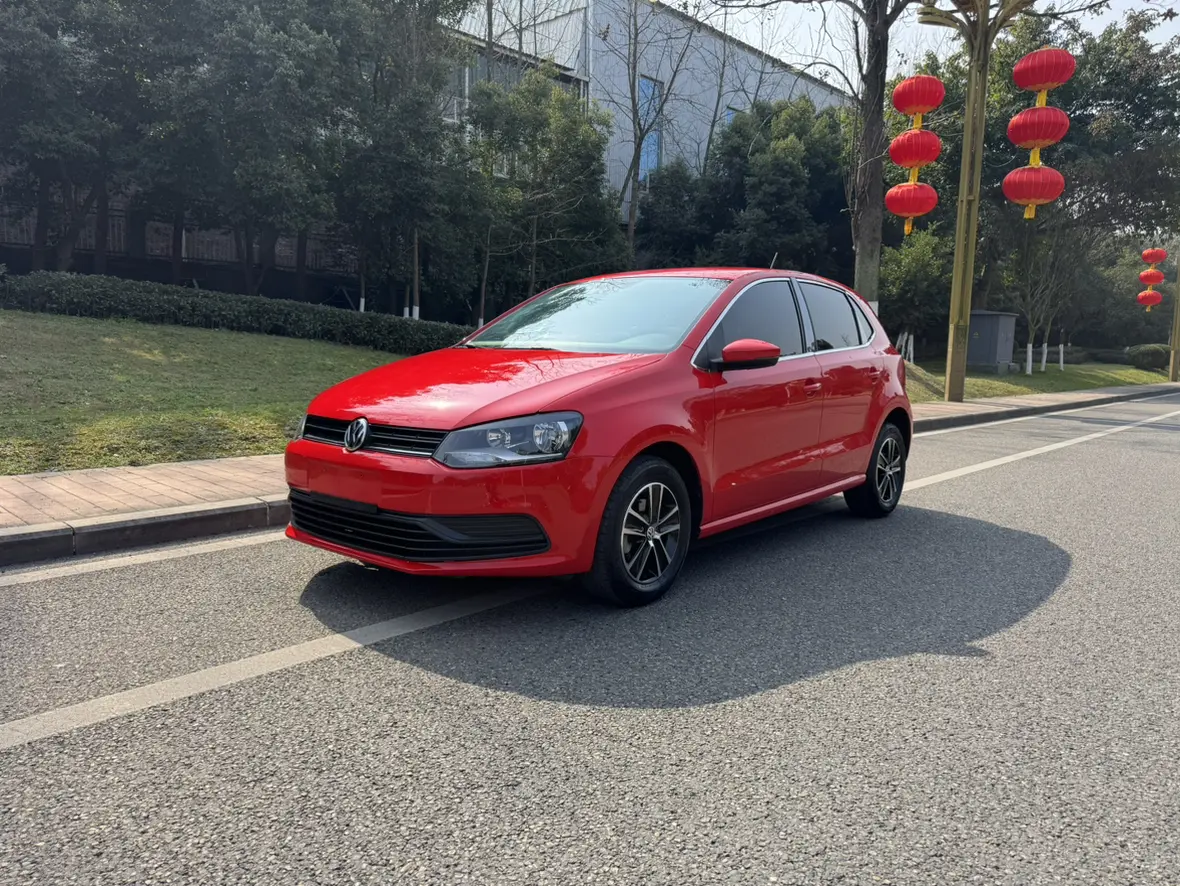 Volkswagen Polo  из Китая