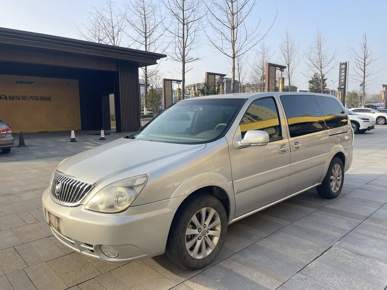Buick GL8