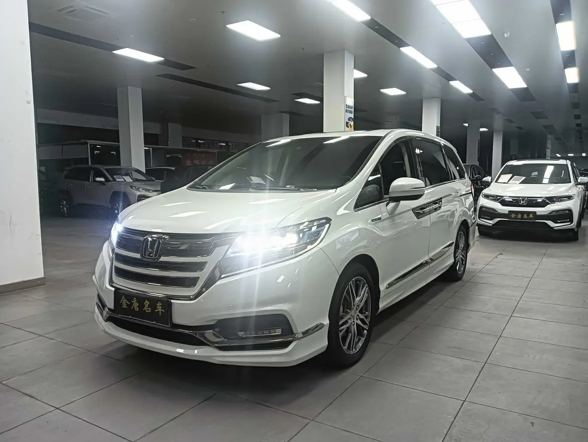 Honda Elysion (Alison)  из Китая