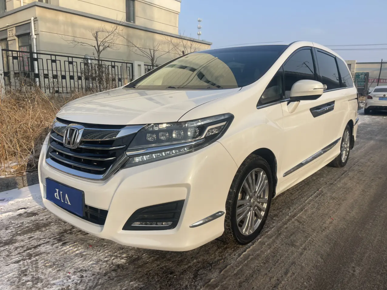 Honda Elysion (Alison)  из Китая