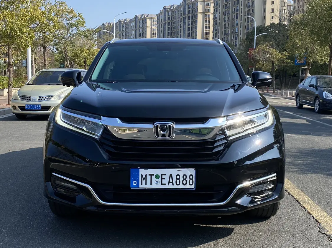 Honda Avancier (Crown Road)  из Китая