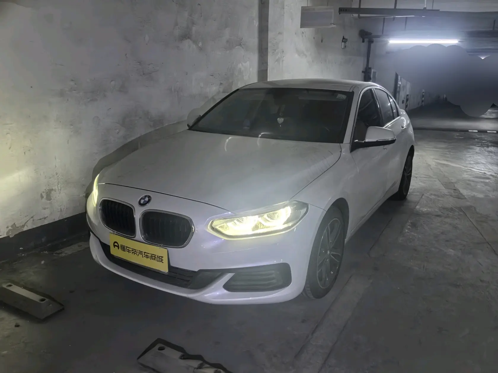 BMW 1 Series  из Китая