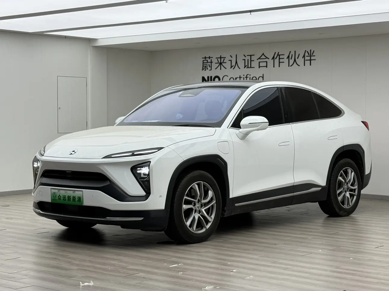 NIO EC6  из Китая