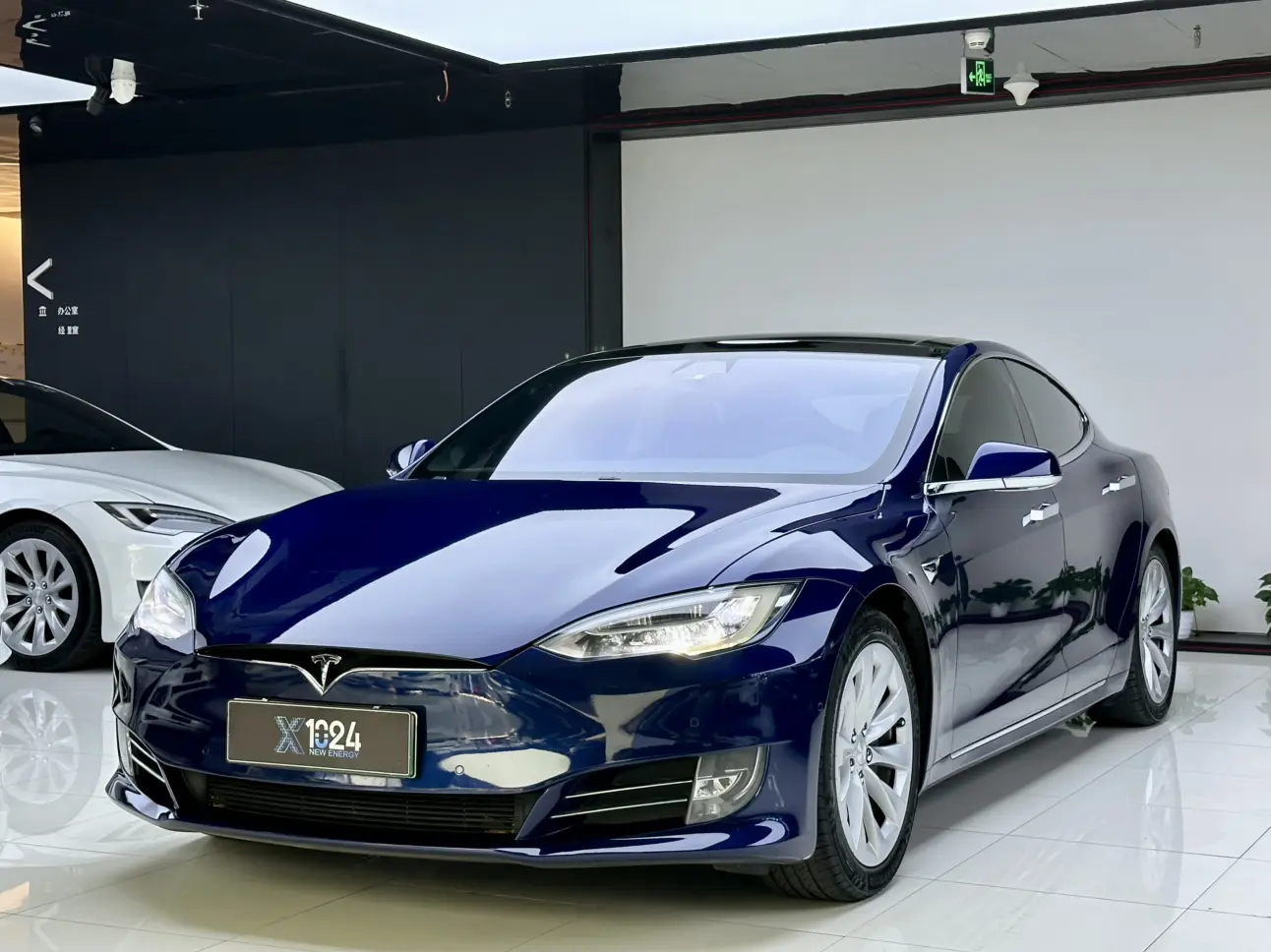 Tesla Model S  из Китая