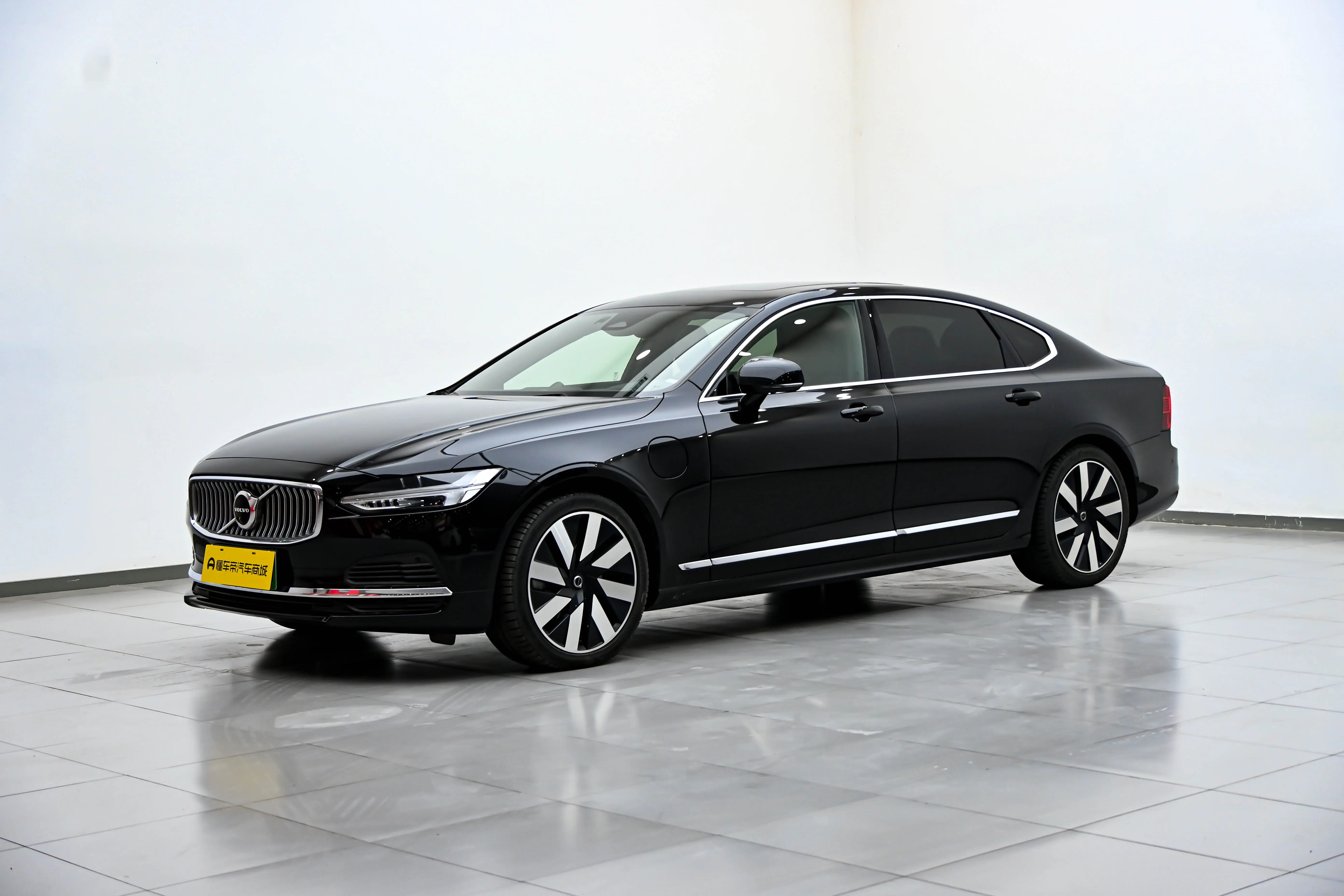Volvo S90 PHEV