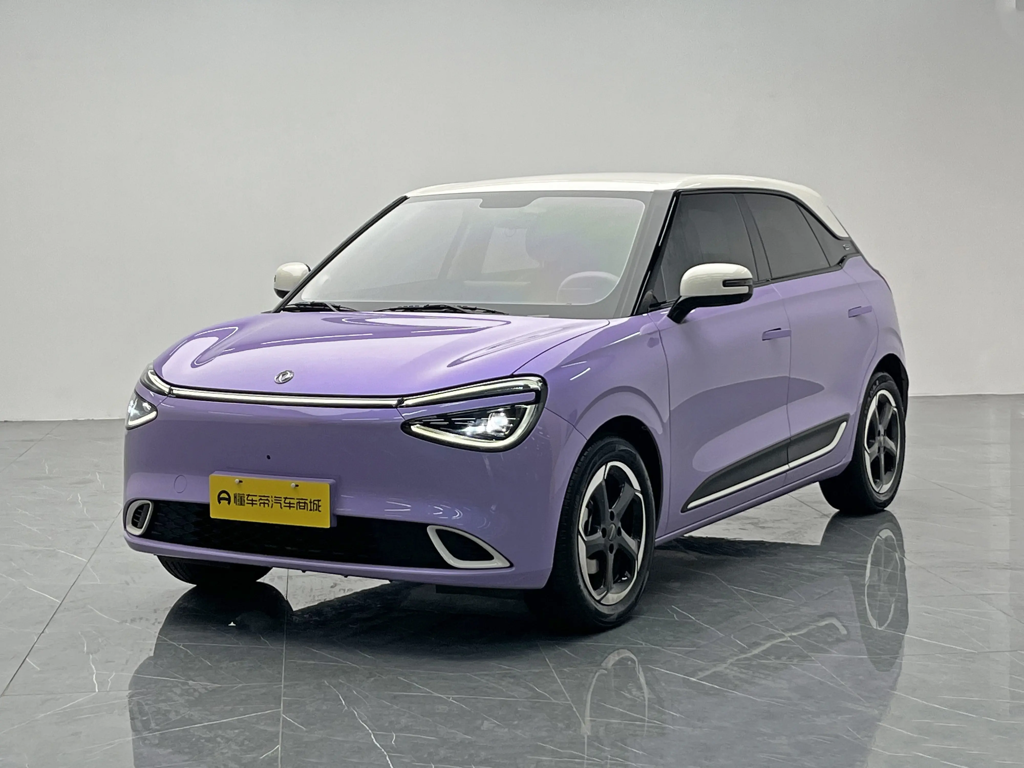 Dongfeng Nano 01  из Китая