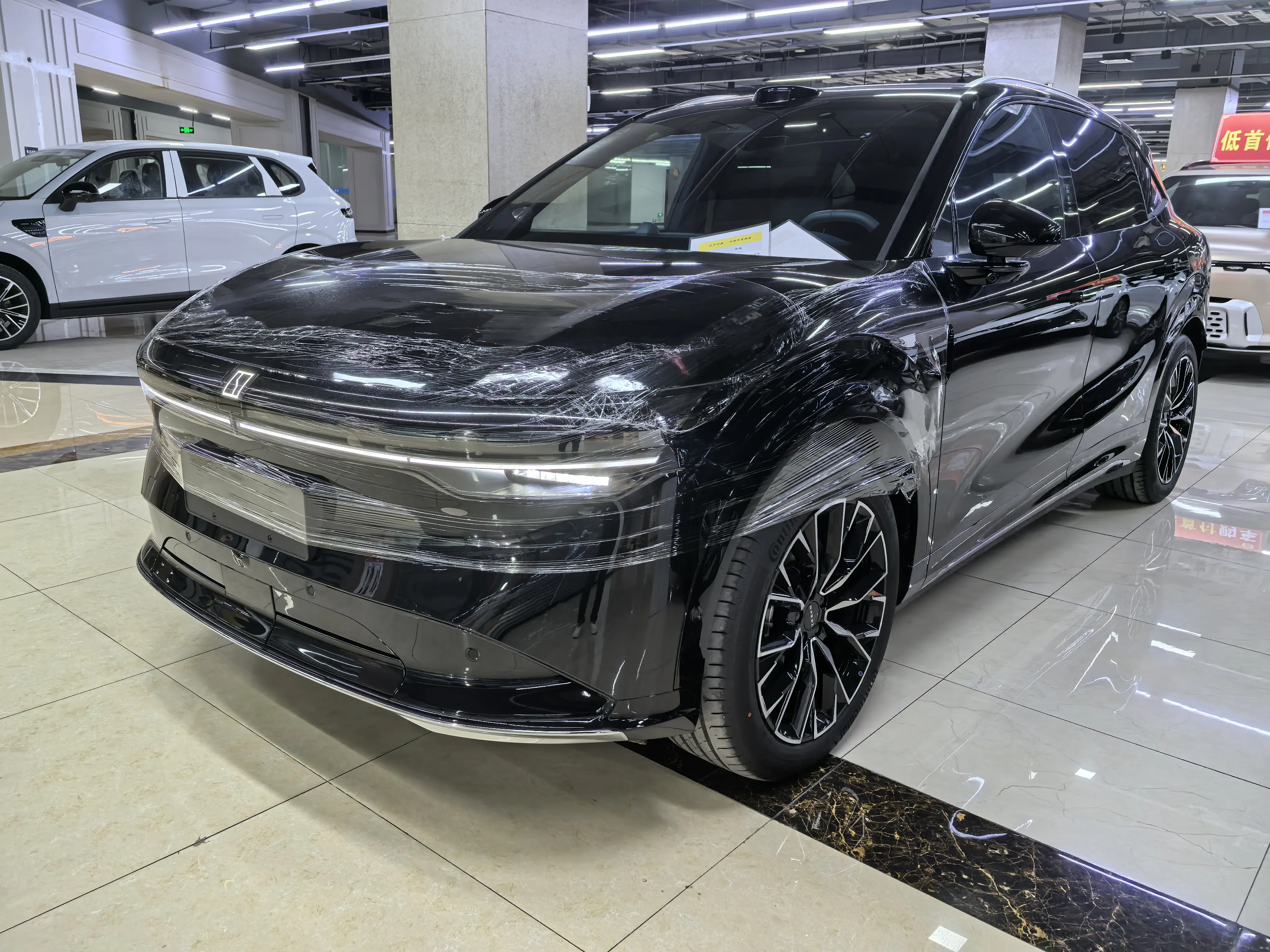 ZEEKR 7X  из Китая