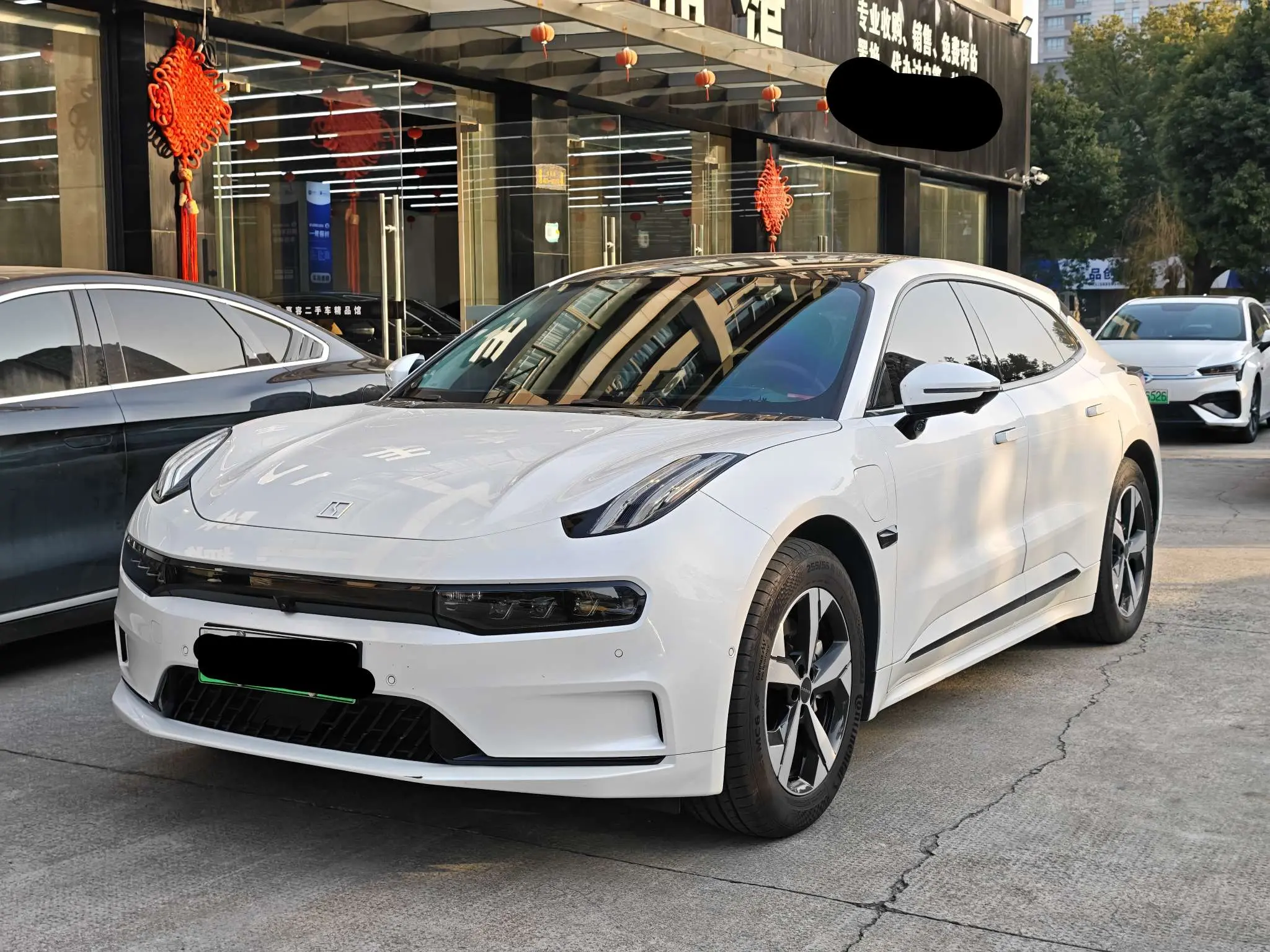 ZEEKR 001  из Китая