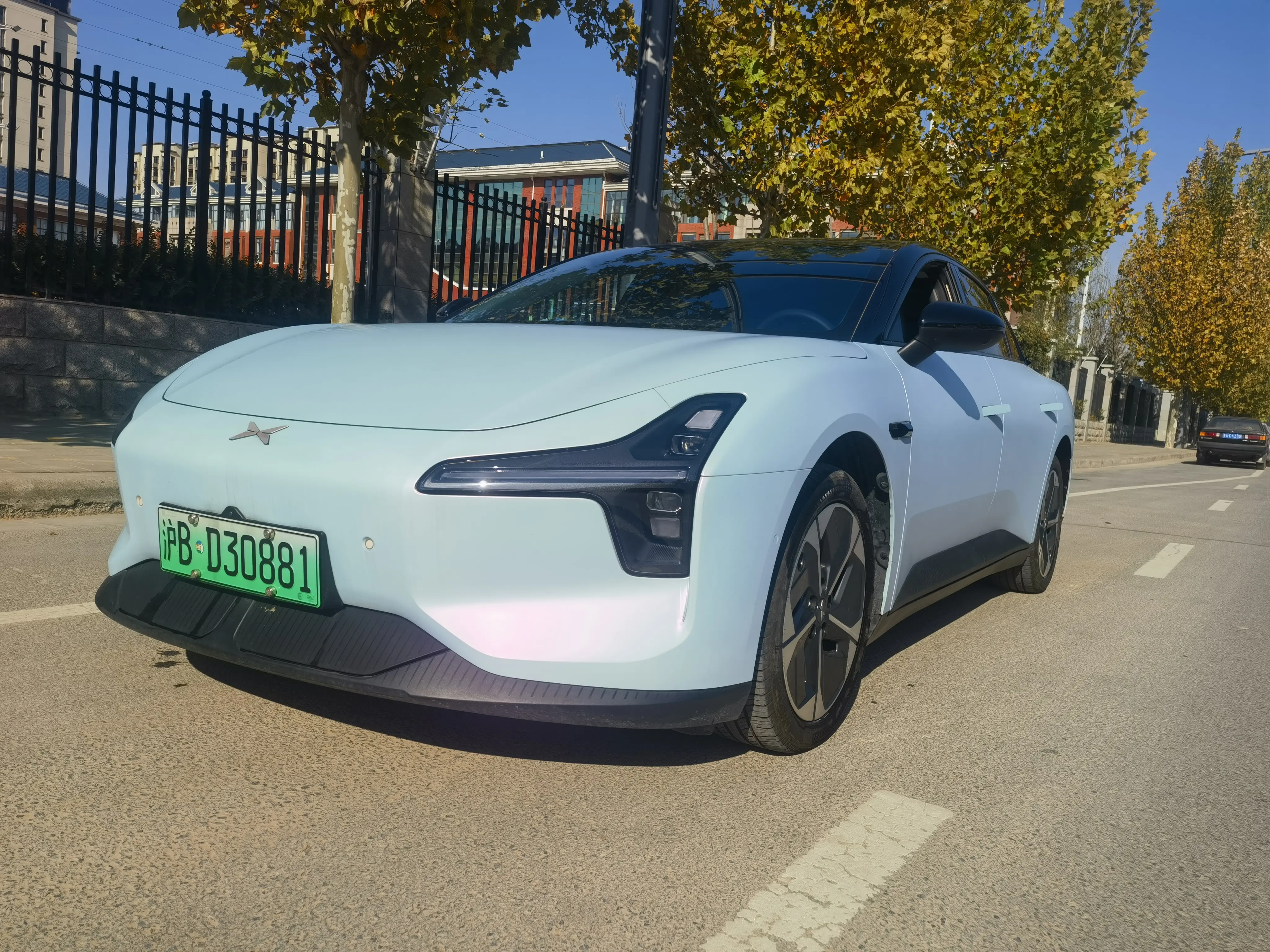 Xpeng Xiaopeng MONA M03  из Китая