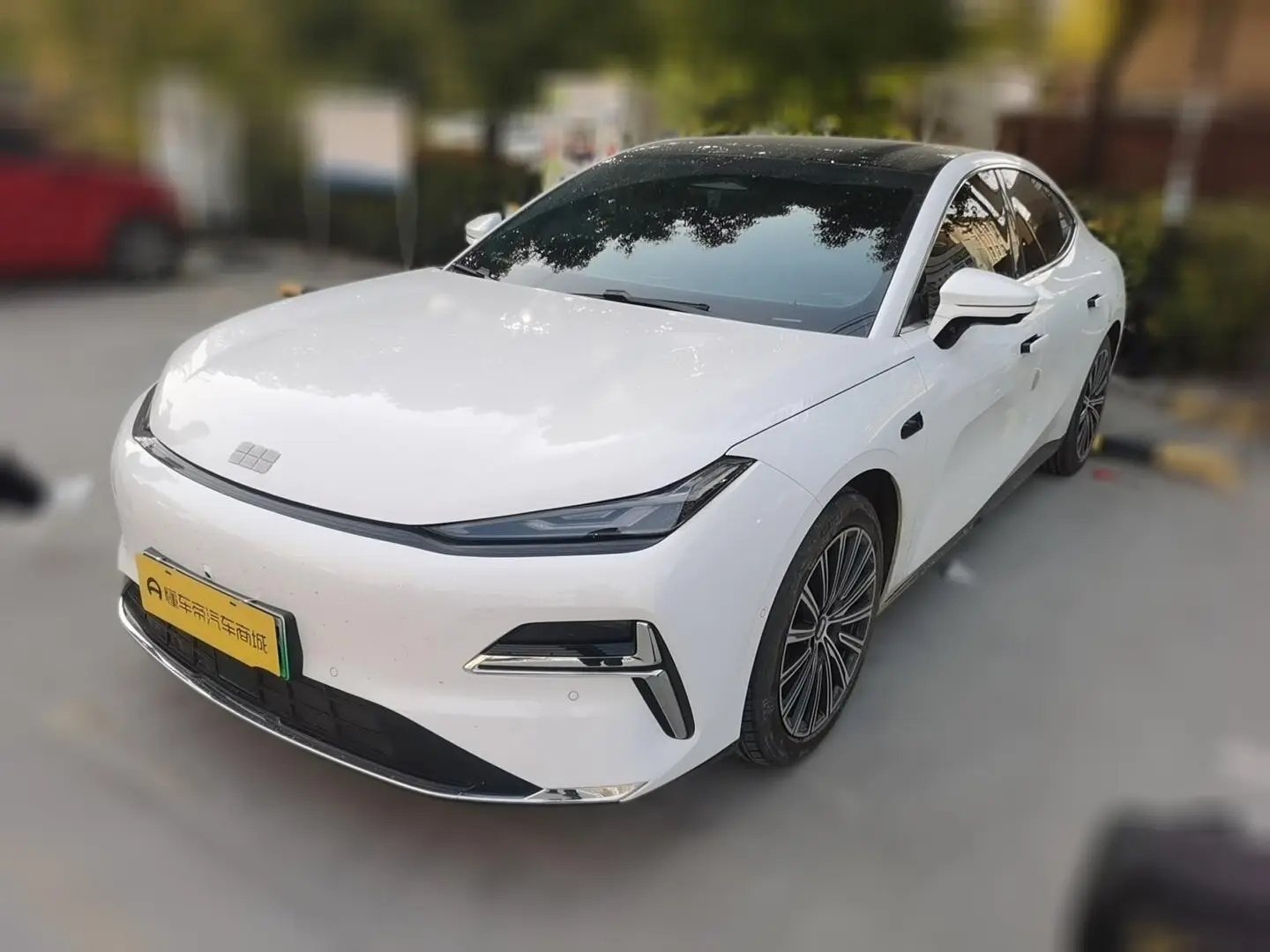 Geely Galaxy Star 8 PHEV  из Китая