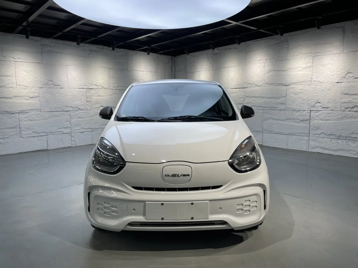 Roewe CLEVER  из Китая