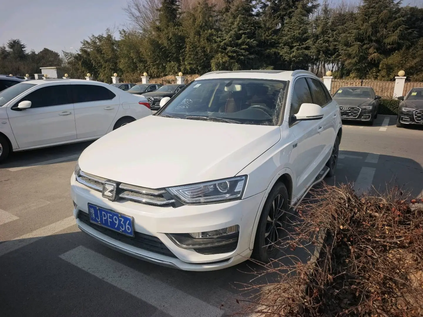 Zotye SR7  из Китая