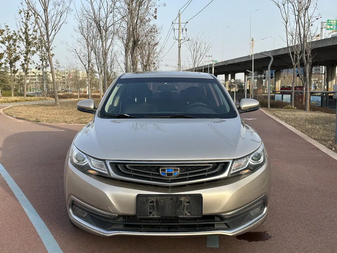 Geely Emgrand GL  из Китая