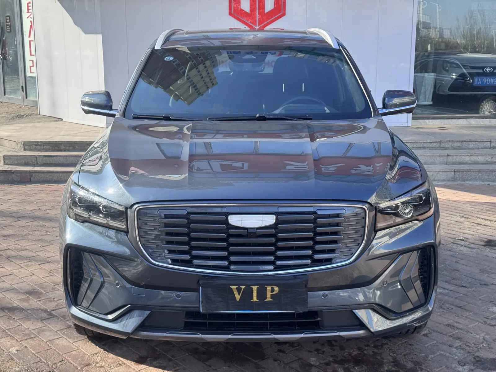 Geely Monjaro (Xingyue L)  из Китая